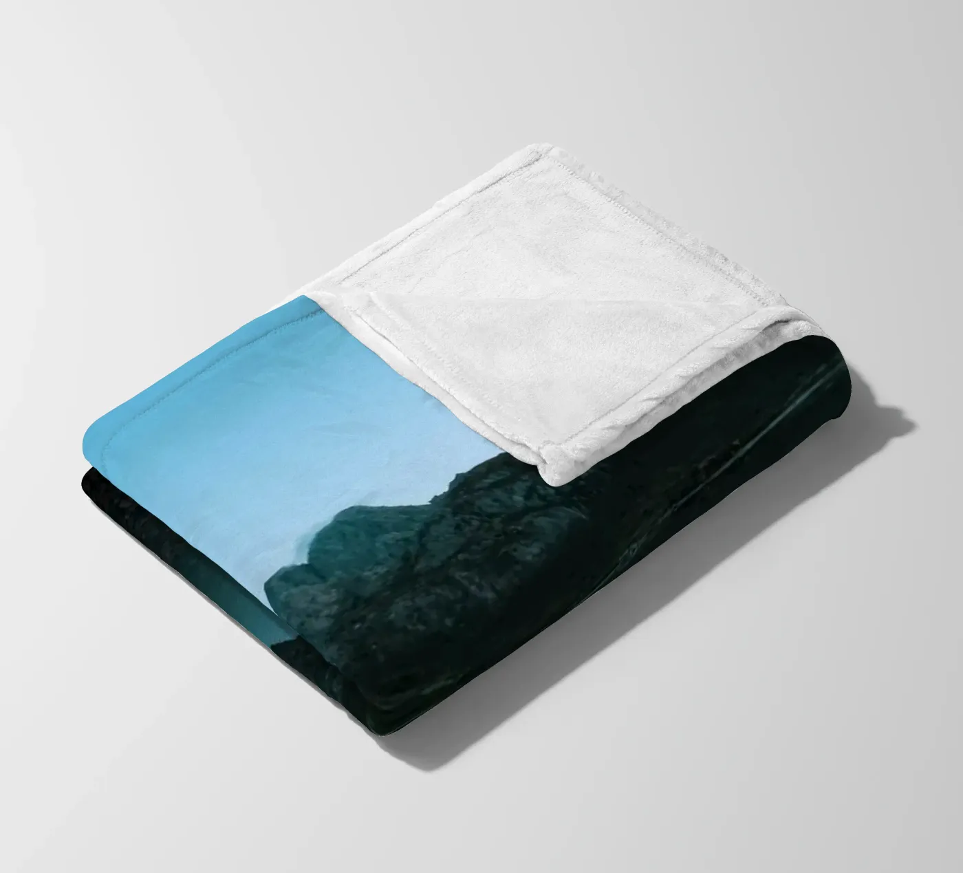 Mountain Reflection fleece blanket by Fjöllart