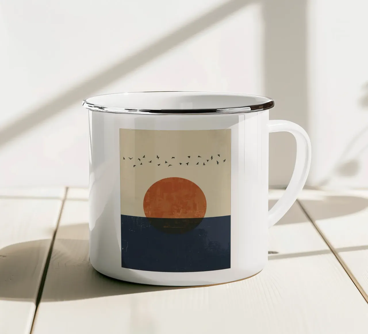 Tramonto astratto sull'acqua tazza in smalto da DesignArt