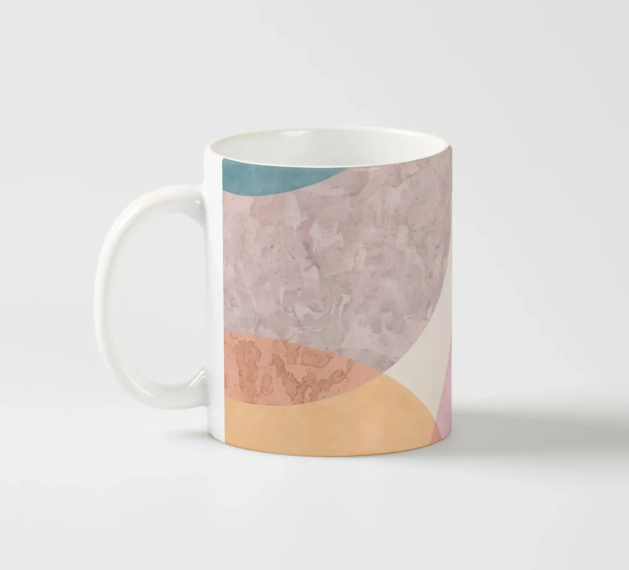 Abstracte cirkels met gestructureerde pastelkleuren keramische mok van DesignDoodle
