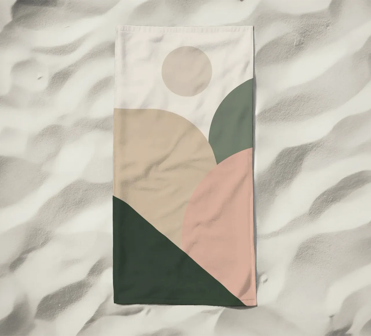 Forme geometriche astratte con colori tenui telo mare da DesignDoodle