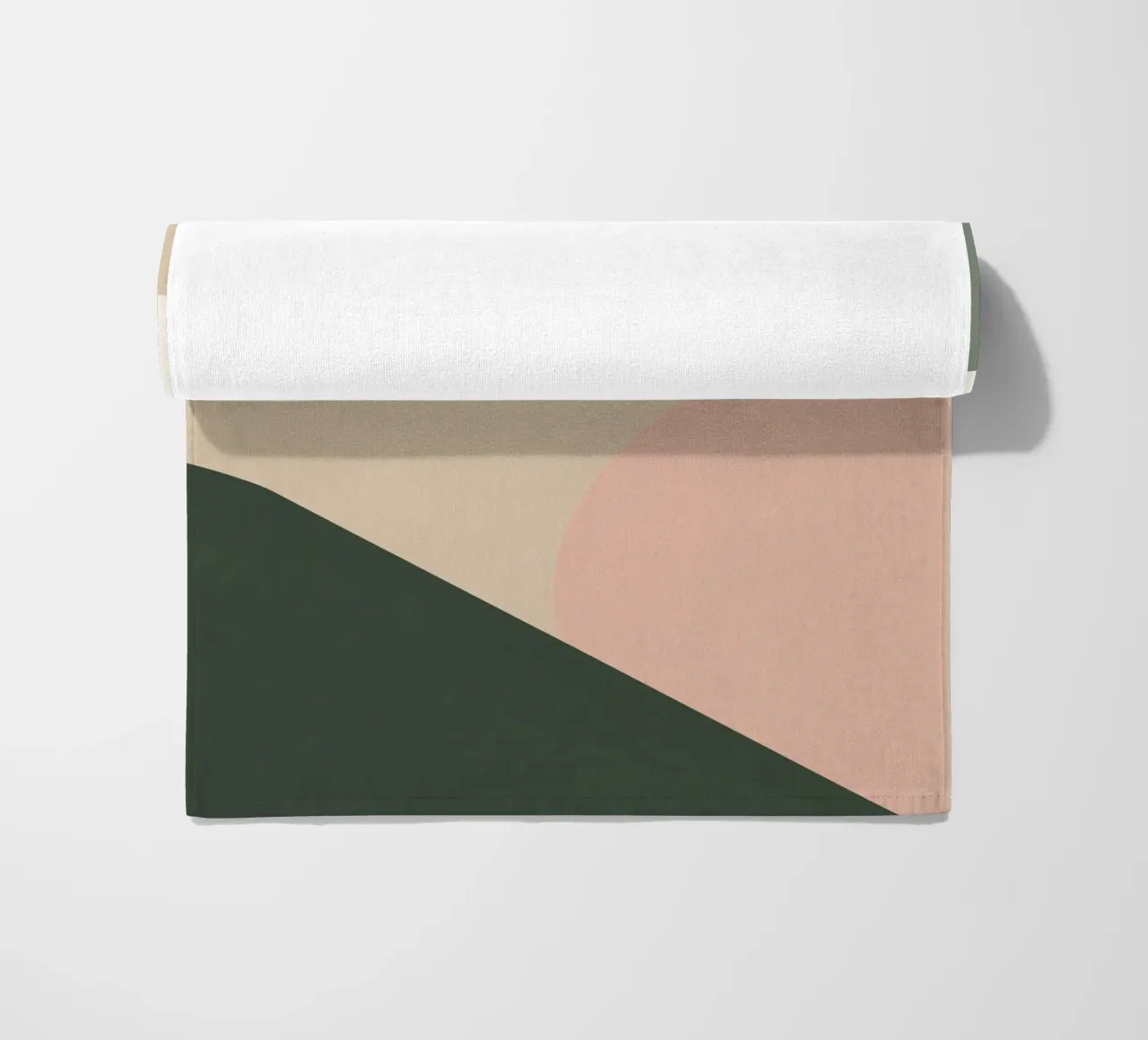 Forme geometriche astratte con colori tenui telo mare da DesignDoodle