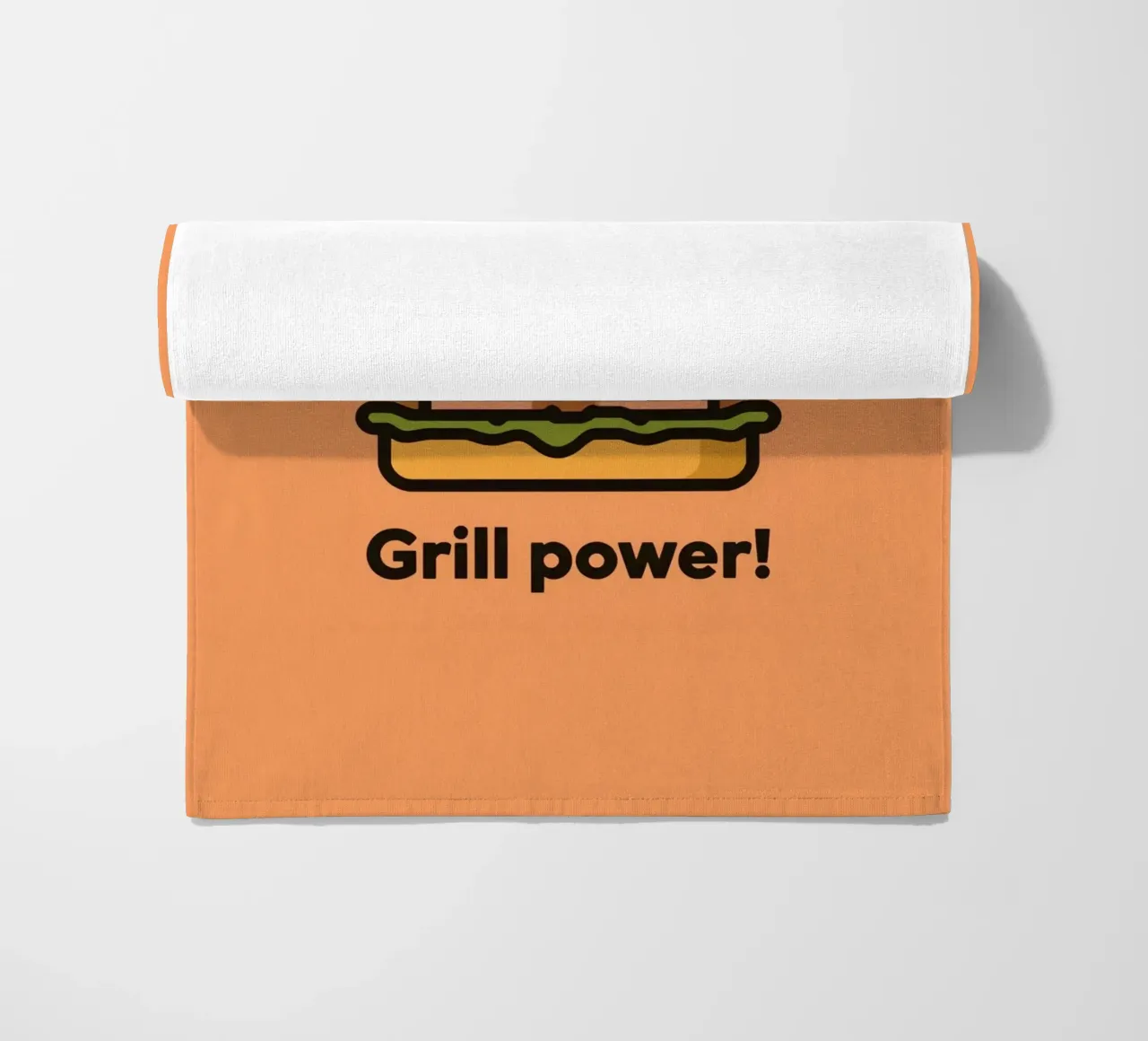 Un simpatico cartone animato sull'hamburger "Grill Power telo mare da DesignDoodle