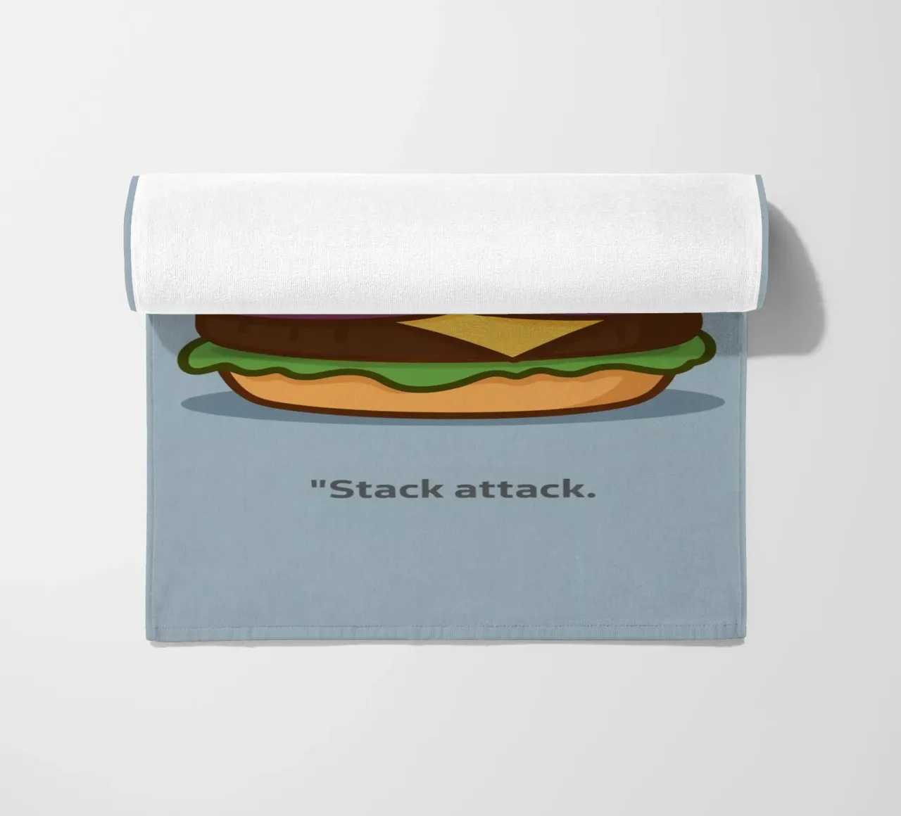 Carino l'hamburger con la faccia "Stack Attack" telo mare da DesignDoodle