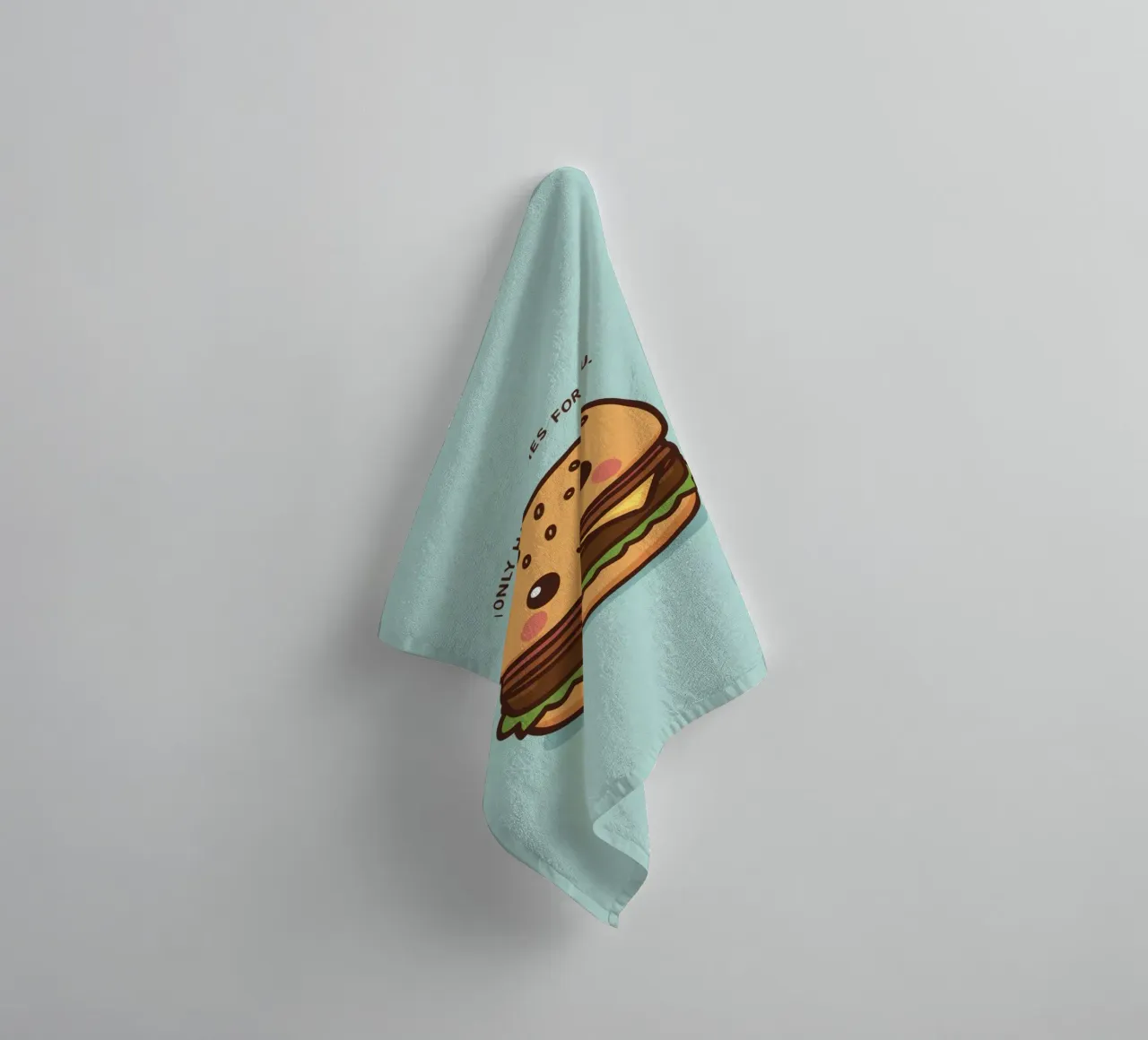 Simpatico hamburger felice con sovrapposizione divertente asciugamano da bagno da DesignDoodle