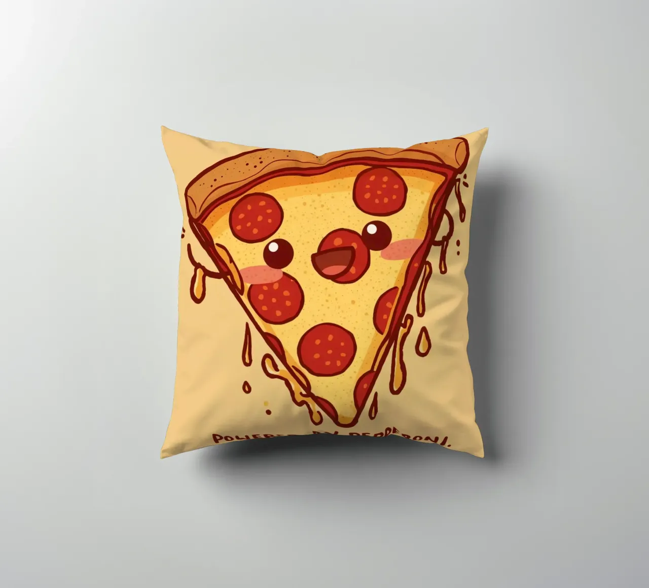 "Powered by Pepperoni" cuscino da DesignDoodle