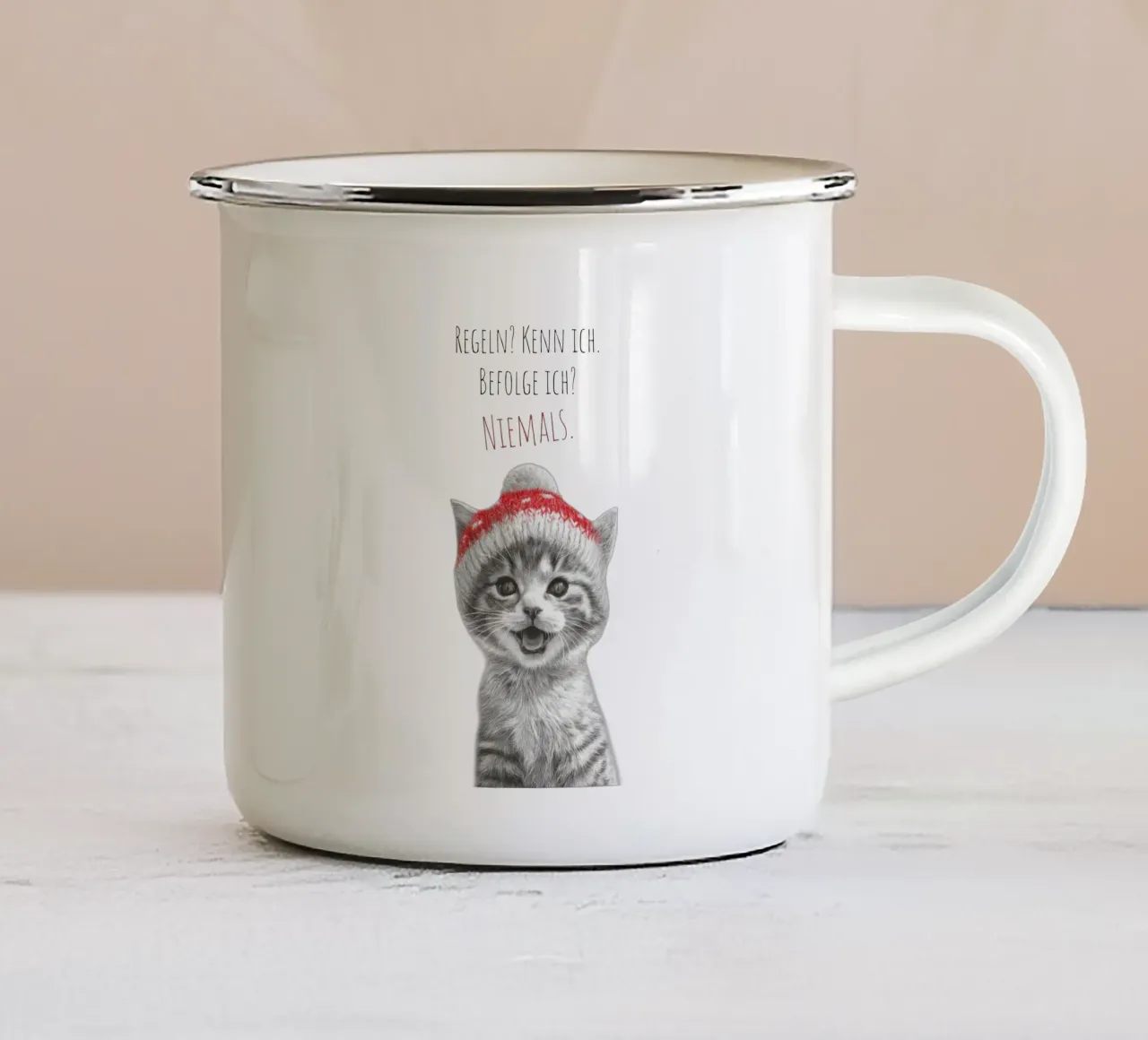 Coole Katze - Frechdachs tazza in smalto da Melanie Viola