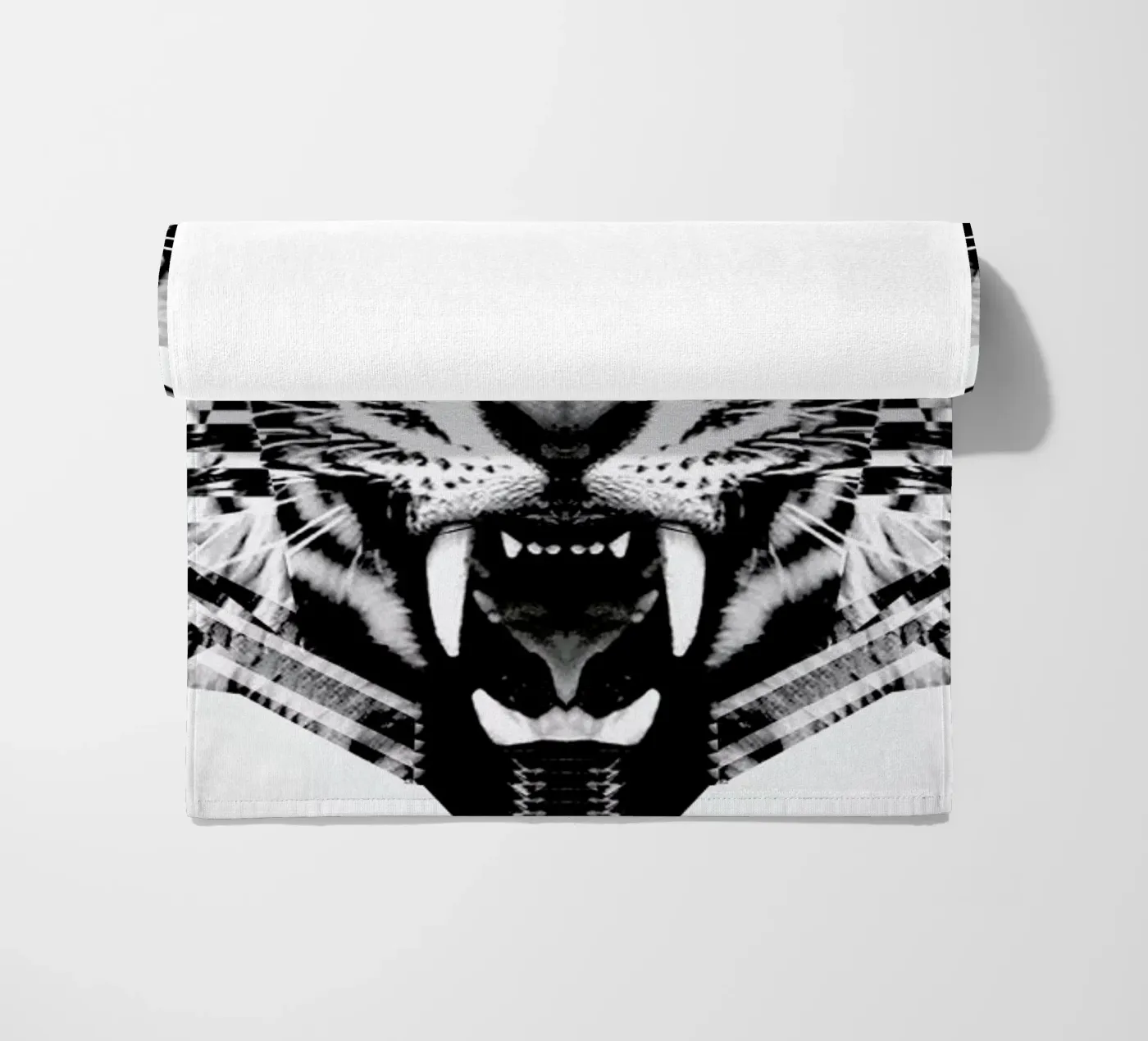 Ingwe. telo mare da Three Of The Possessed