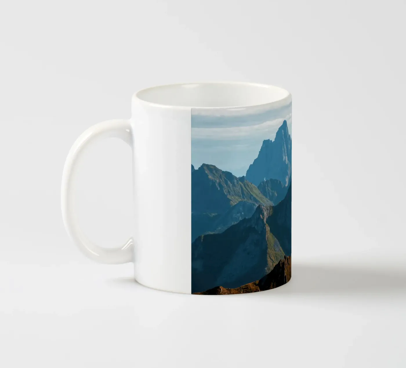 Mountain range ceramic mug by Fjöllart
