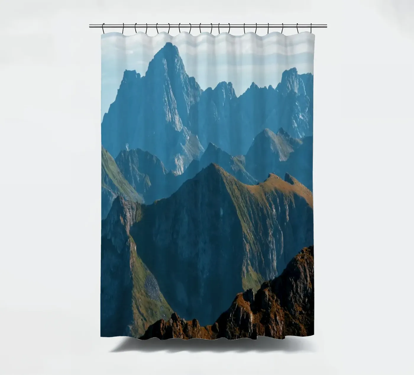 Mountain range douchegordijn van Fjöllart