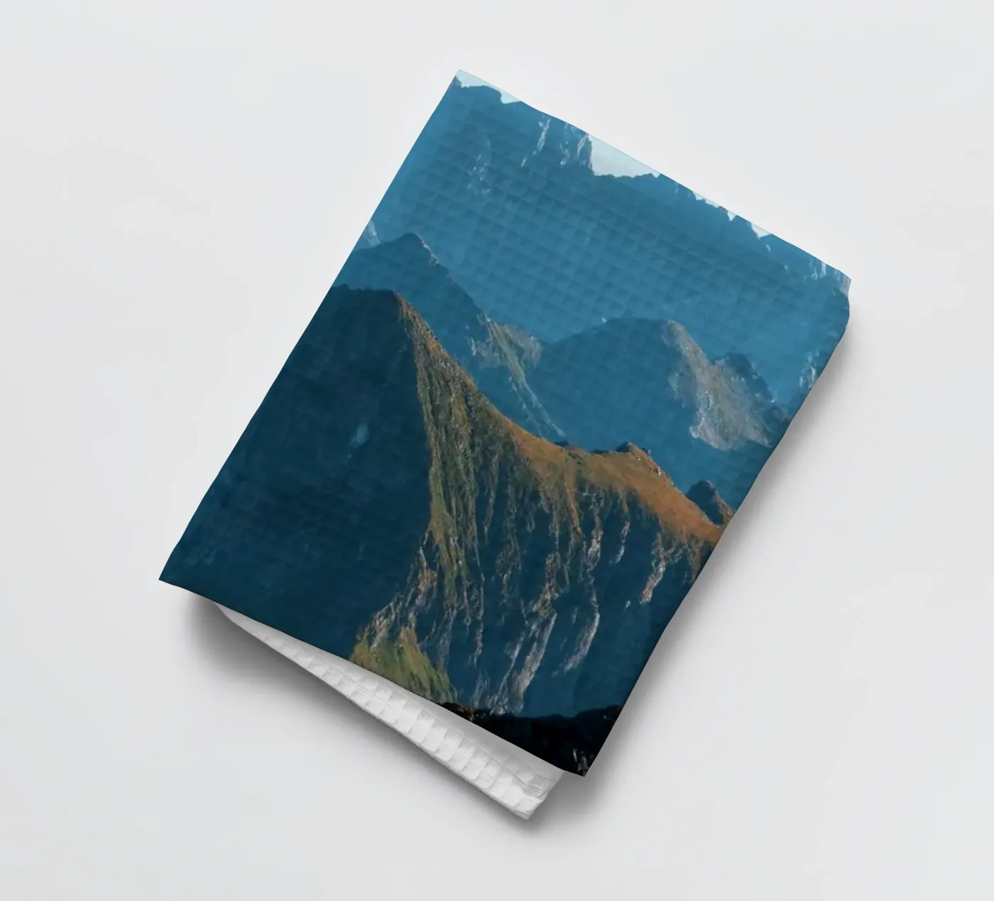 Mountain range Geschirrtuch von Fjöllart