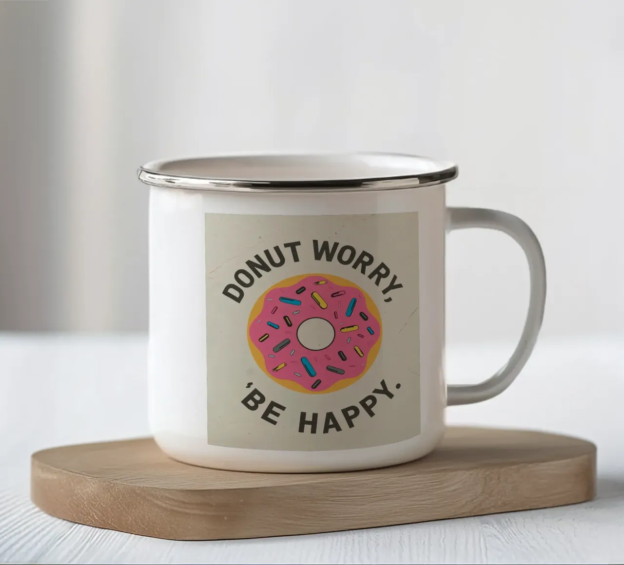 Donut met "Donut Worry Be Happy". emaille mok van DesignDoodle