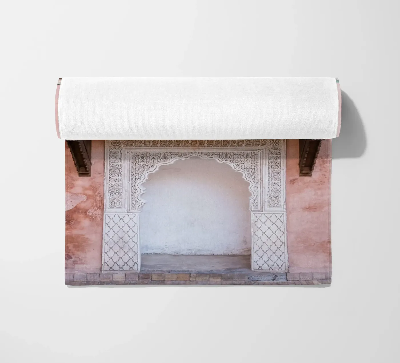 Pink beach towel by photolovers