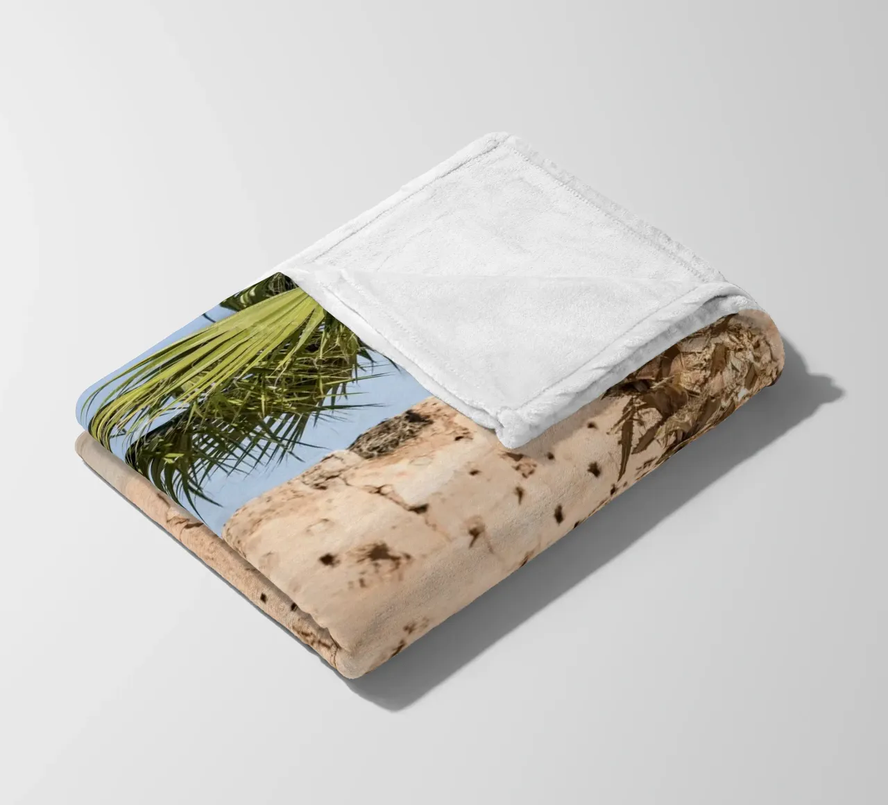 Stork and a palm tree Fleecedecke von photolovers