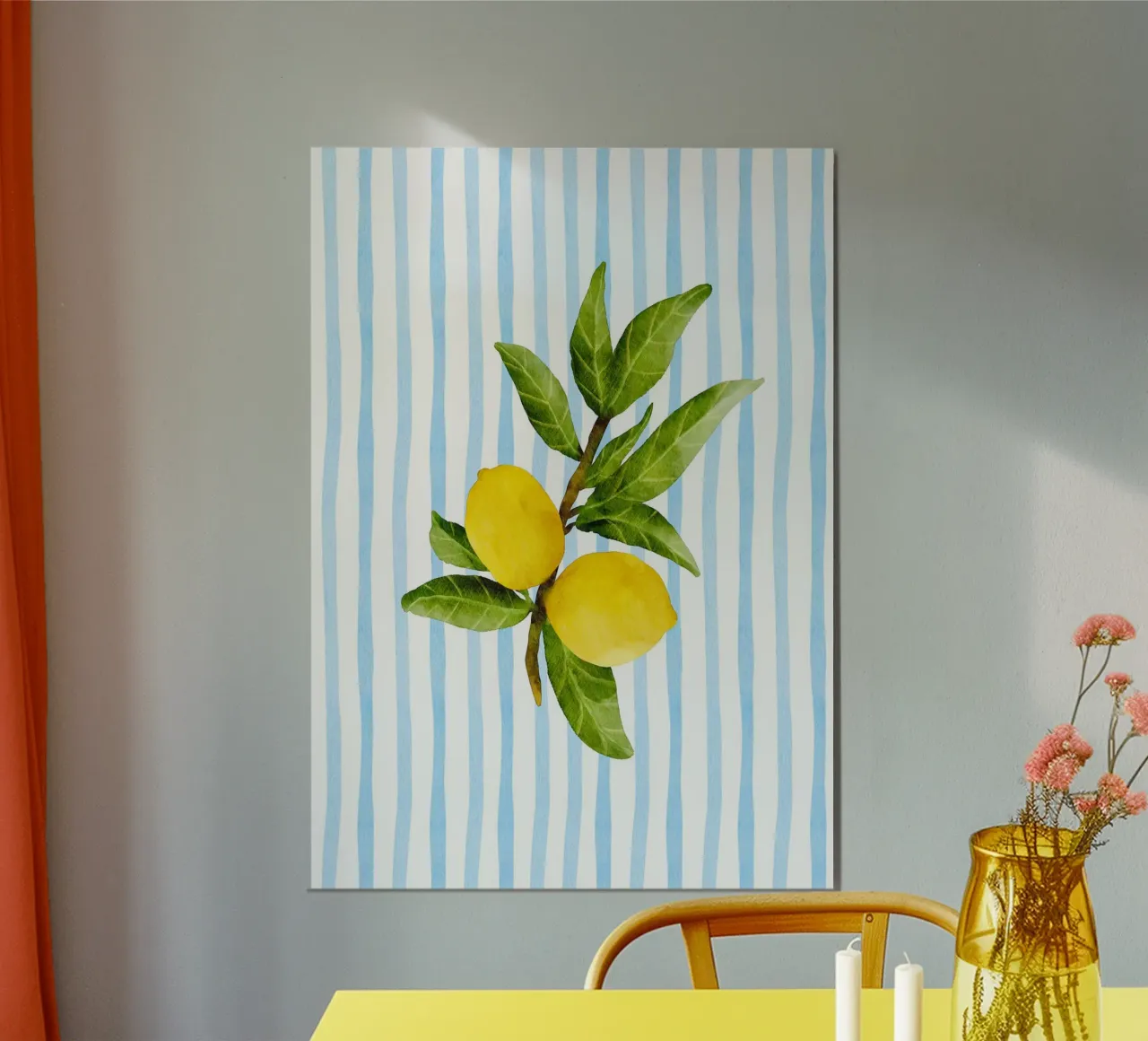 Cucina massimalista a strisce diagonali color limone, costiera e acquerello alluminio dibond da dawnthesea