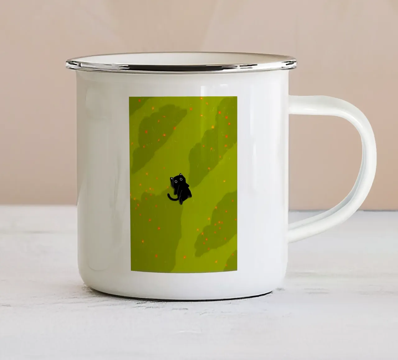 chill cat on green field tazza in smalto da Fost