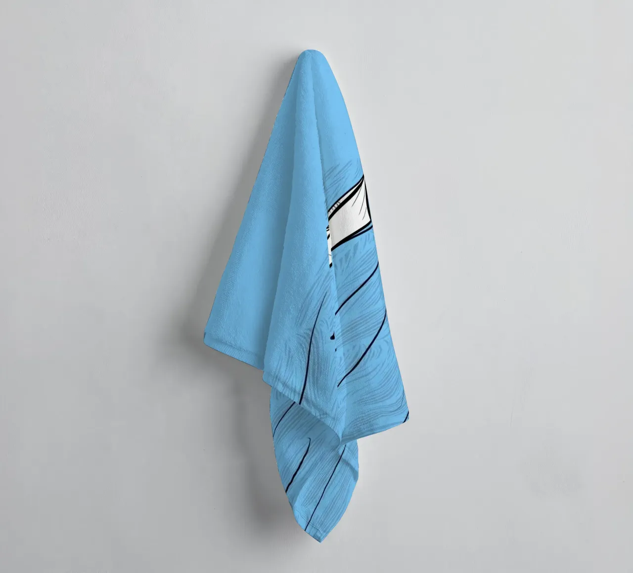 paper boat on waves asciugamano da bagno da Fost