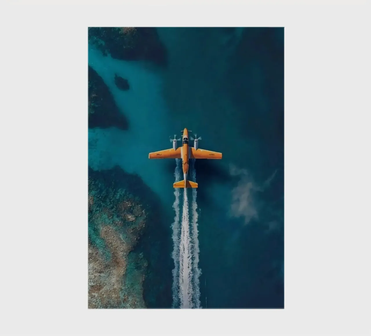 plane slide on water Notizbuch von Fost