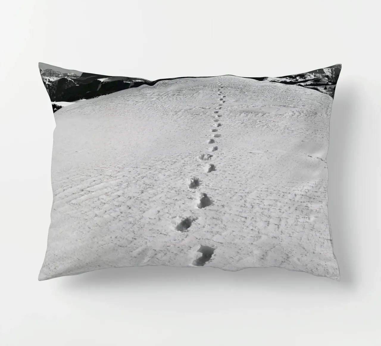 Footprints in the snow cuscino da Fjöllart