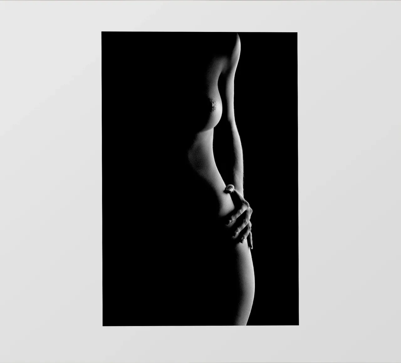 Forme femminili l pellicola backlit da Lora