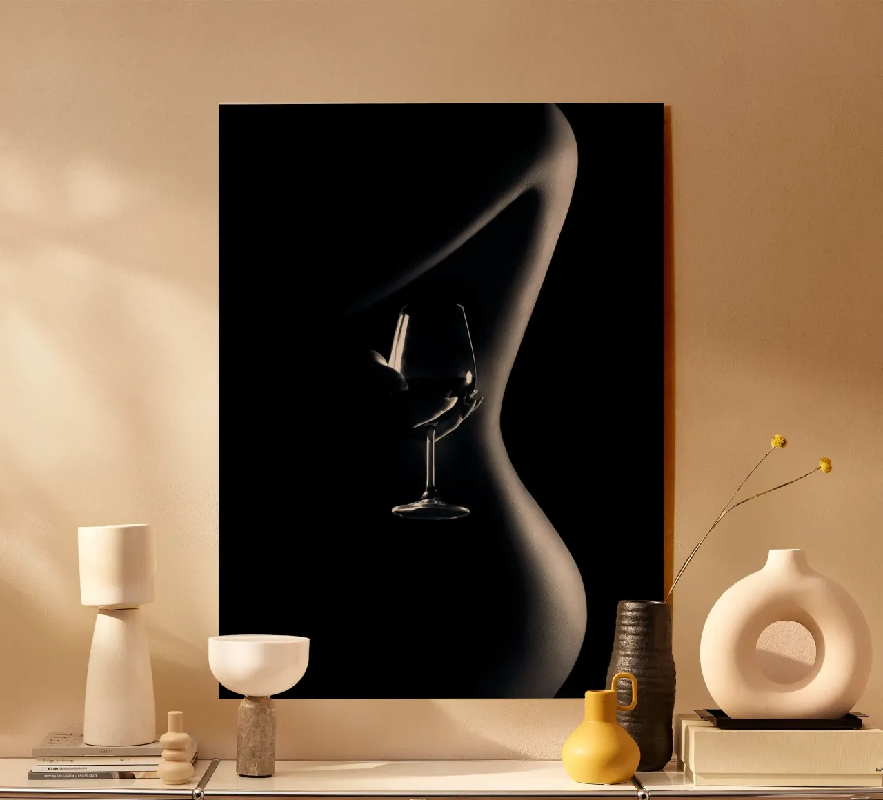 Nudo con bicchiere di vino I plexiglass da Lora