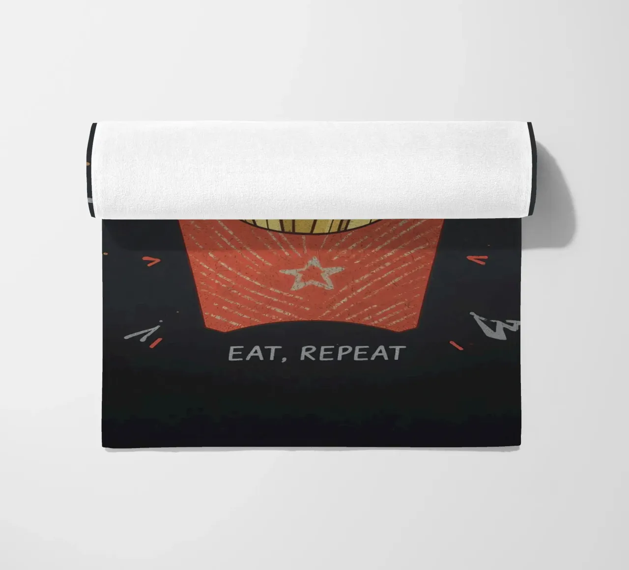 Patate fritte "DIP, EAT, REPEAT". telo mare da DesignDoodle