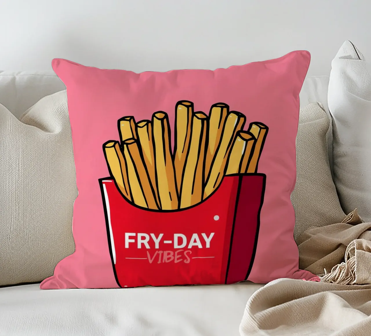 Patatine fritte "FRY-DAY VIBES" su sfondo rosa cuscino da DesignDoodle