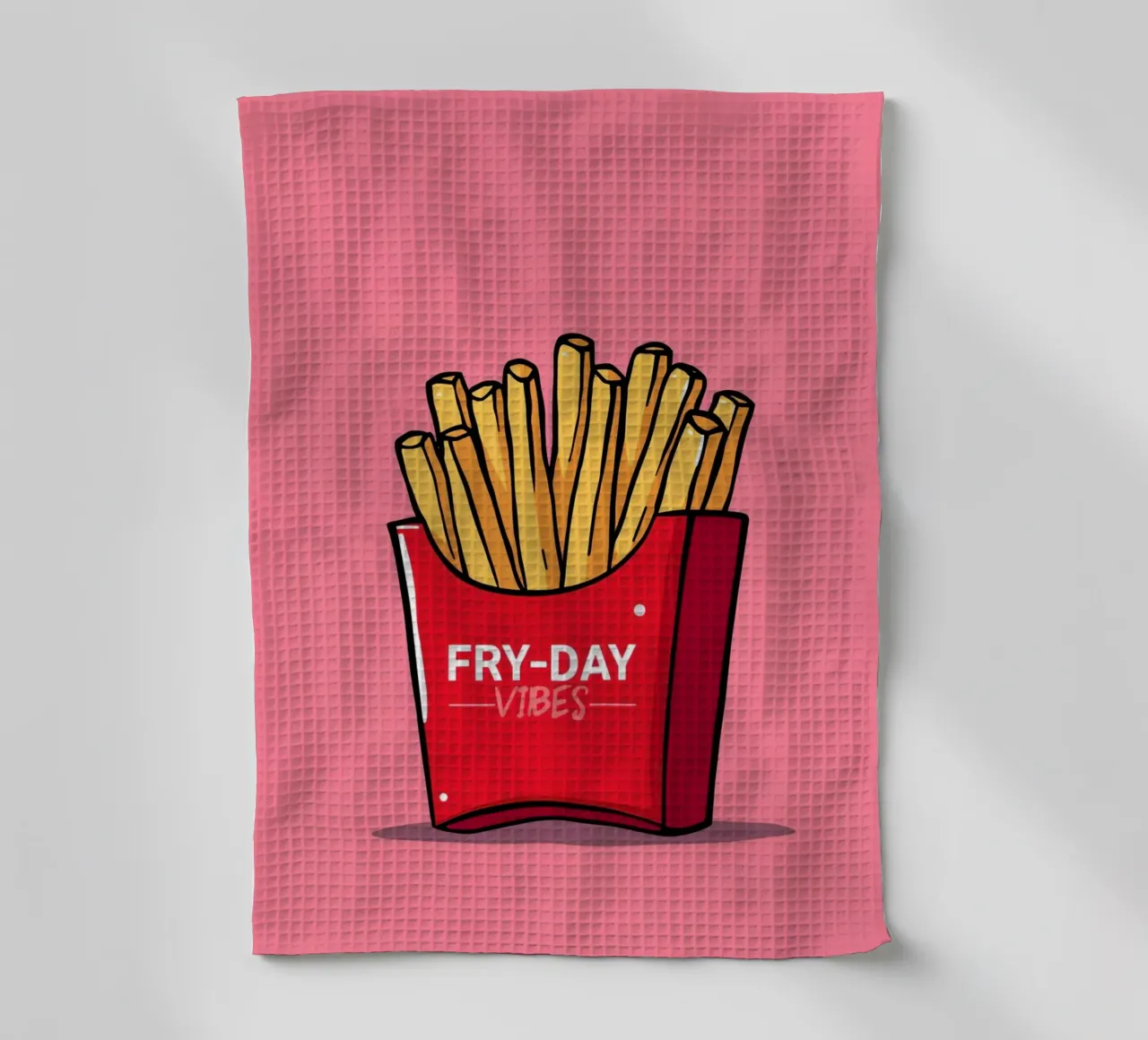 Pommes Frites "FRY-DAY VIBES" auf rosa Hintergrund Geschirrtuch von DesignDoodle