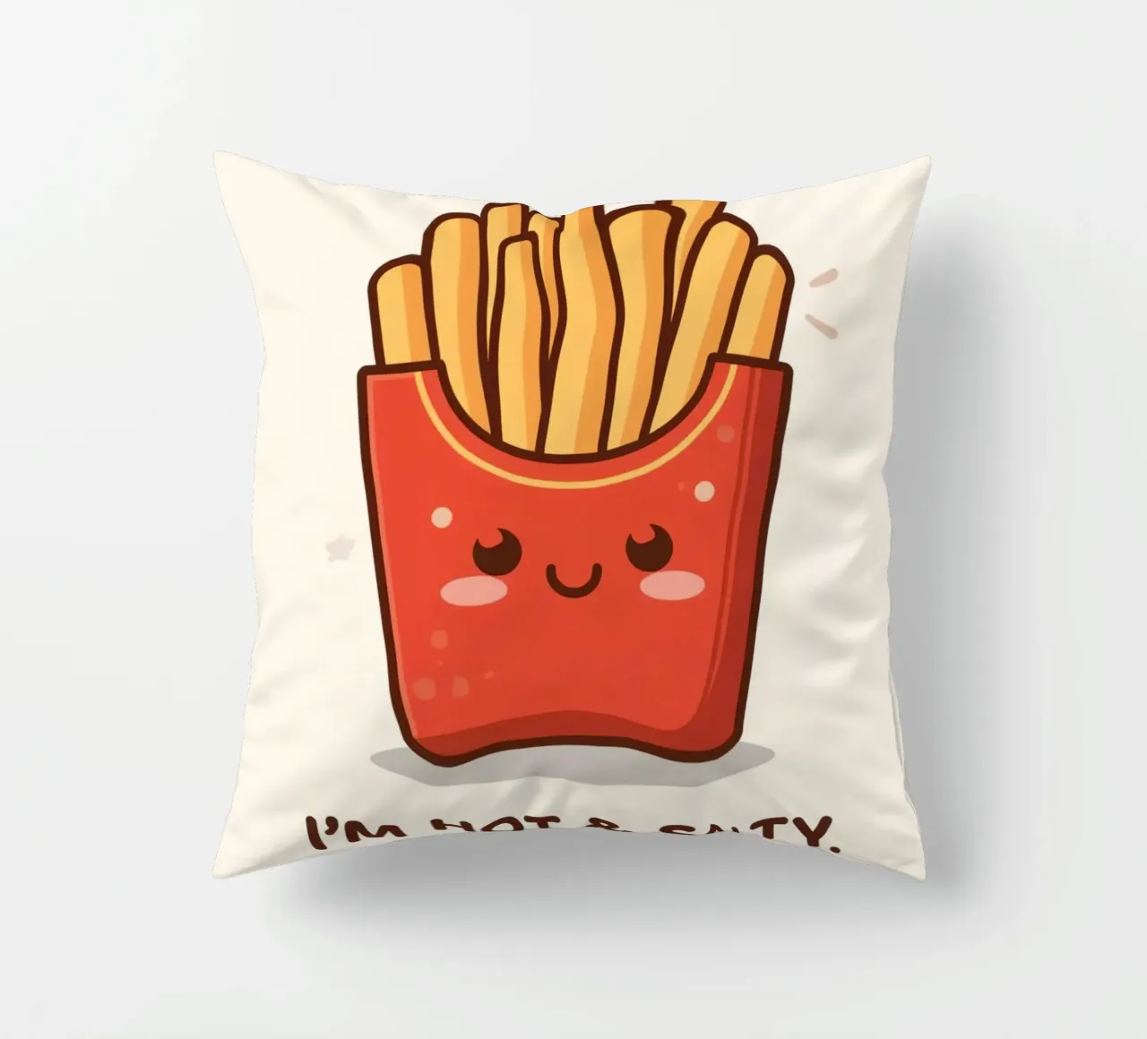 Patatine fritte con faccia felice " Io sono caldo e salato " cuscino da DesignDoodle