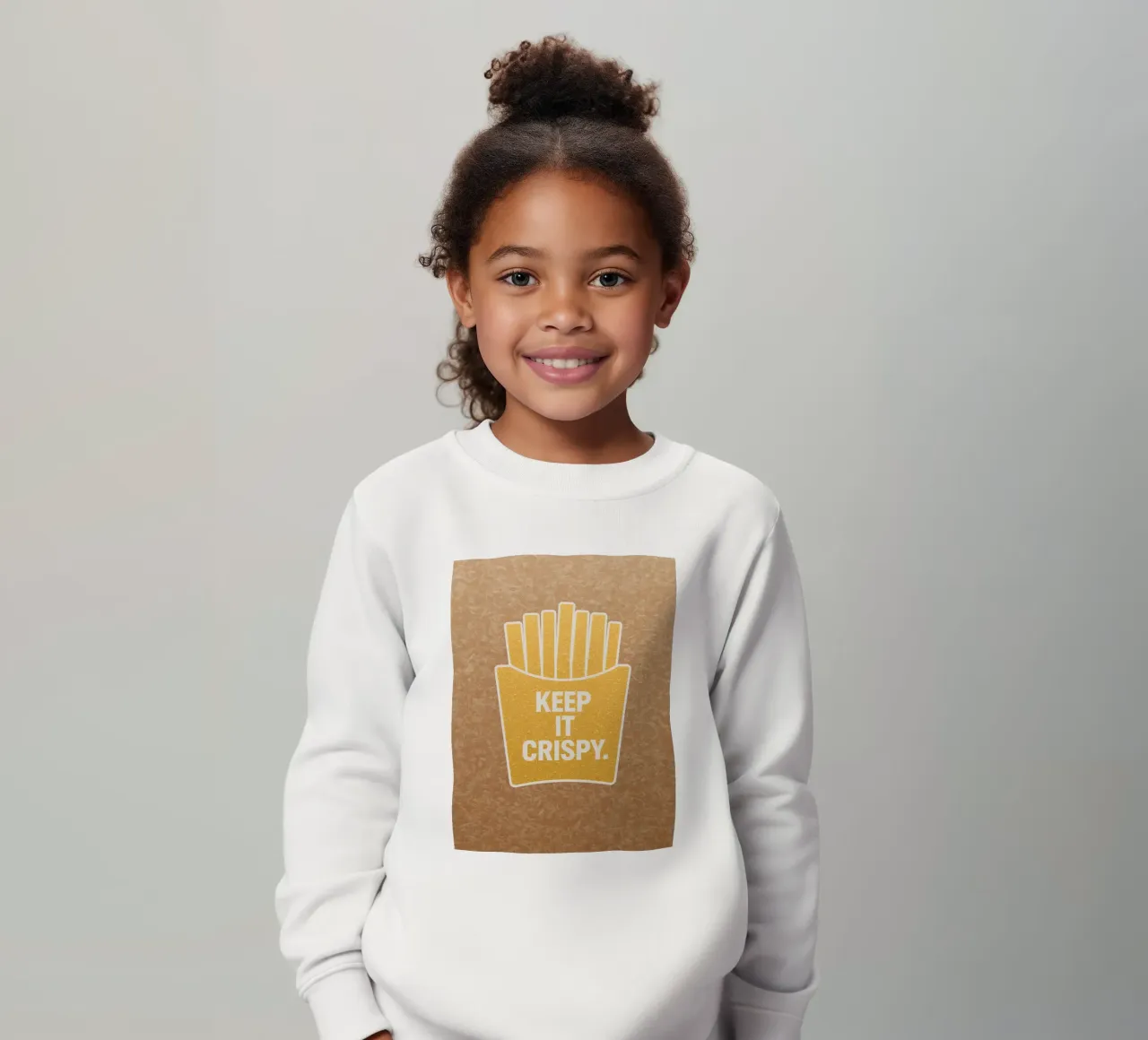 Patatine fritte dorate con "KEEP IT CRISPY felpa bambino da DesignDoodle