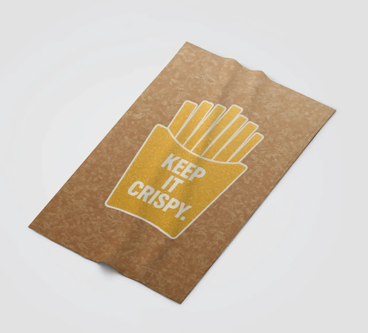Patatine fritte dorate con "KEEP IT CRISPY coperta in pile da DesignDoodle