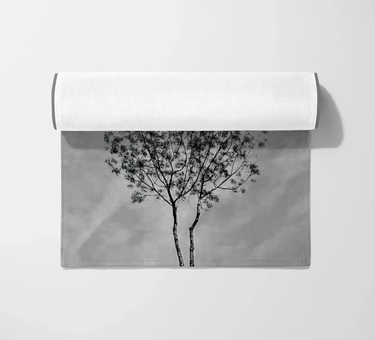 branch in shade telo mare da juli