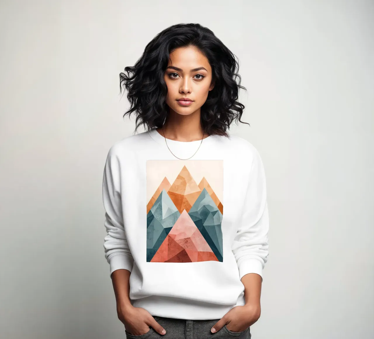 Paesaggio geometrico di montagna con sfaccettature strutturate felpa da DesignDoodle