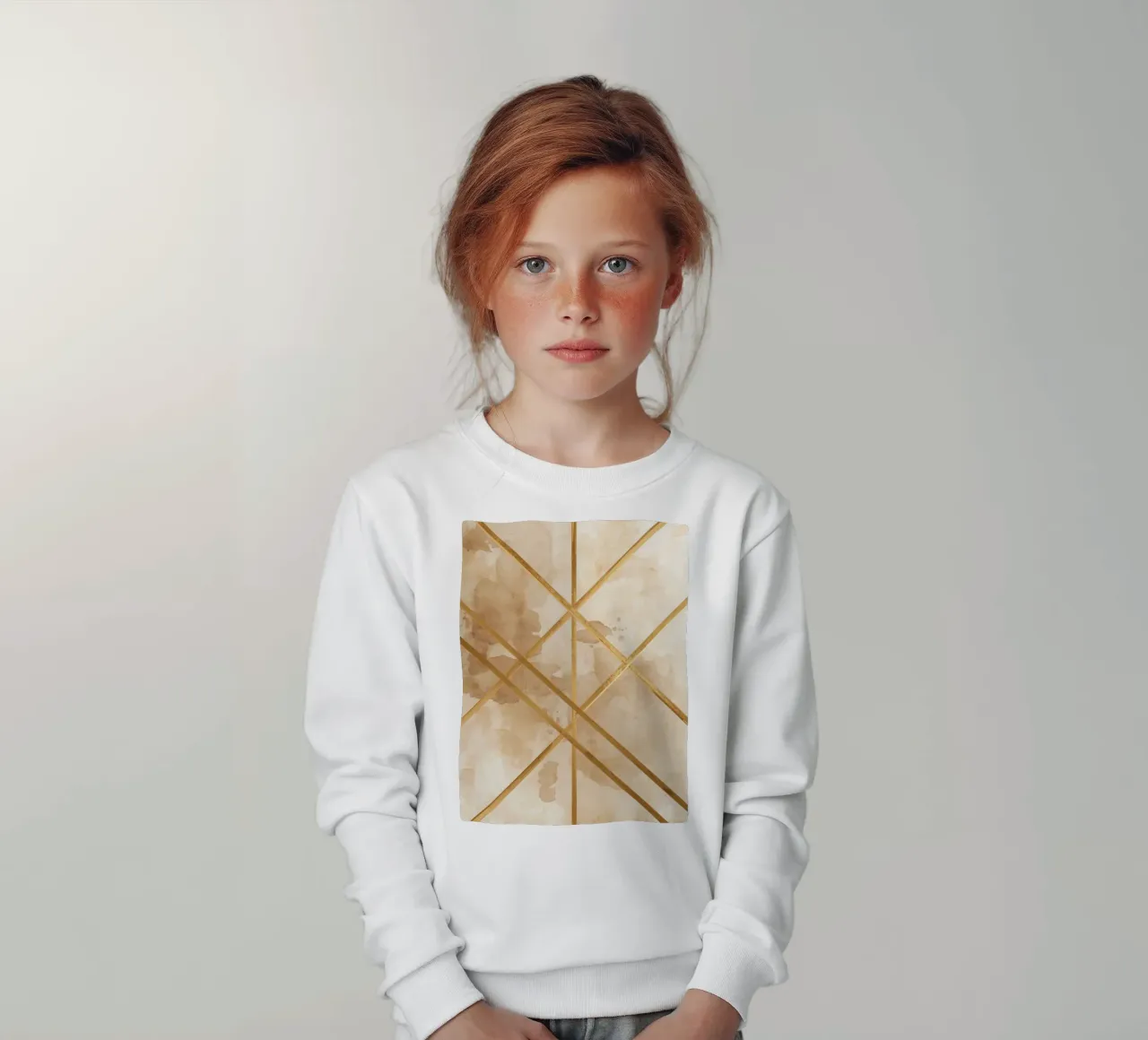 Gold Geometric Pattern on Textured Brown Background felpa bambino da DesignDoodle