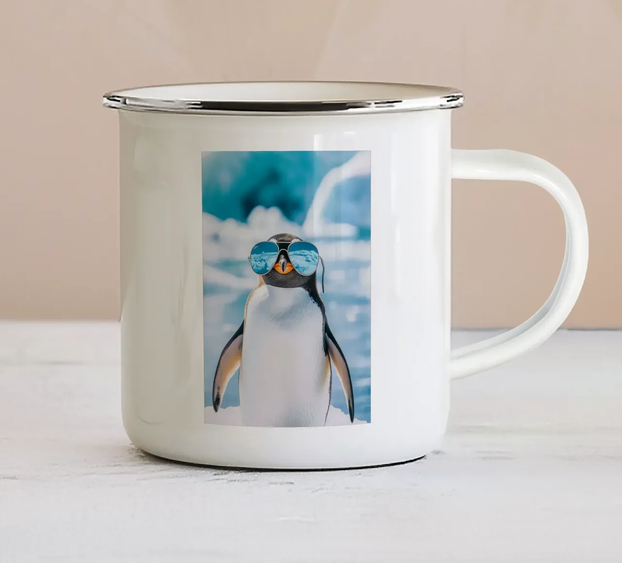 penguin with glasses tazza in smalto da marty