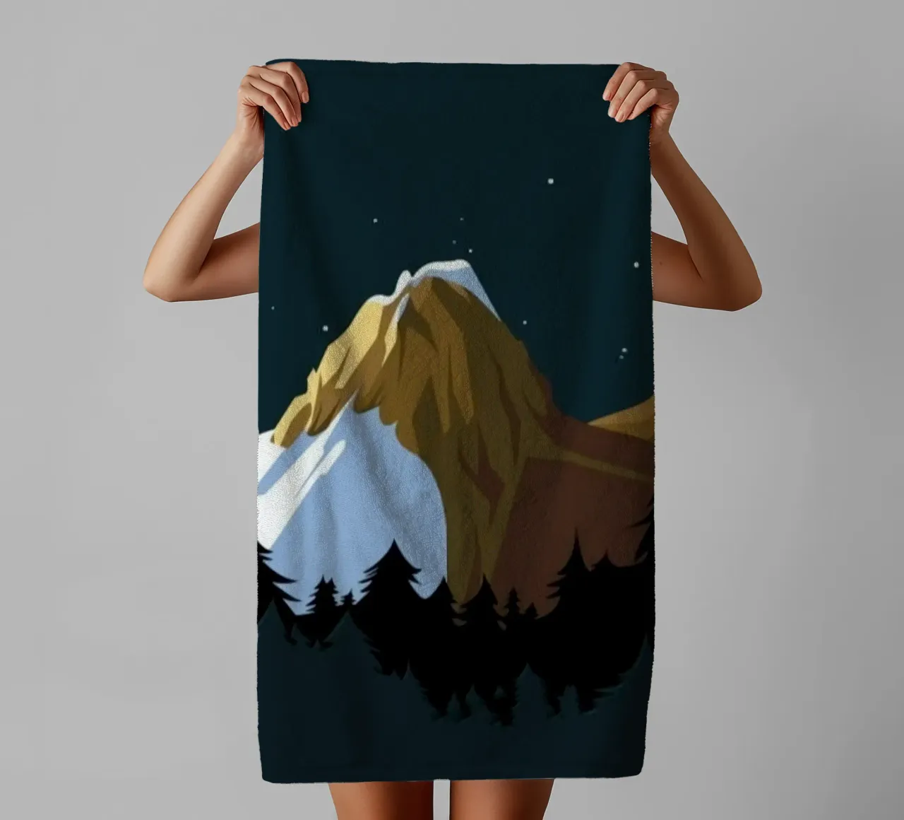 mountain in shade asciugamano da bagno da marty