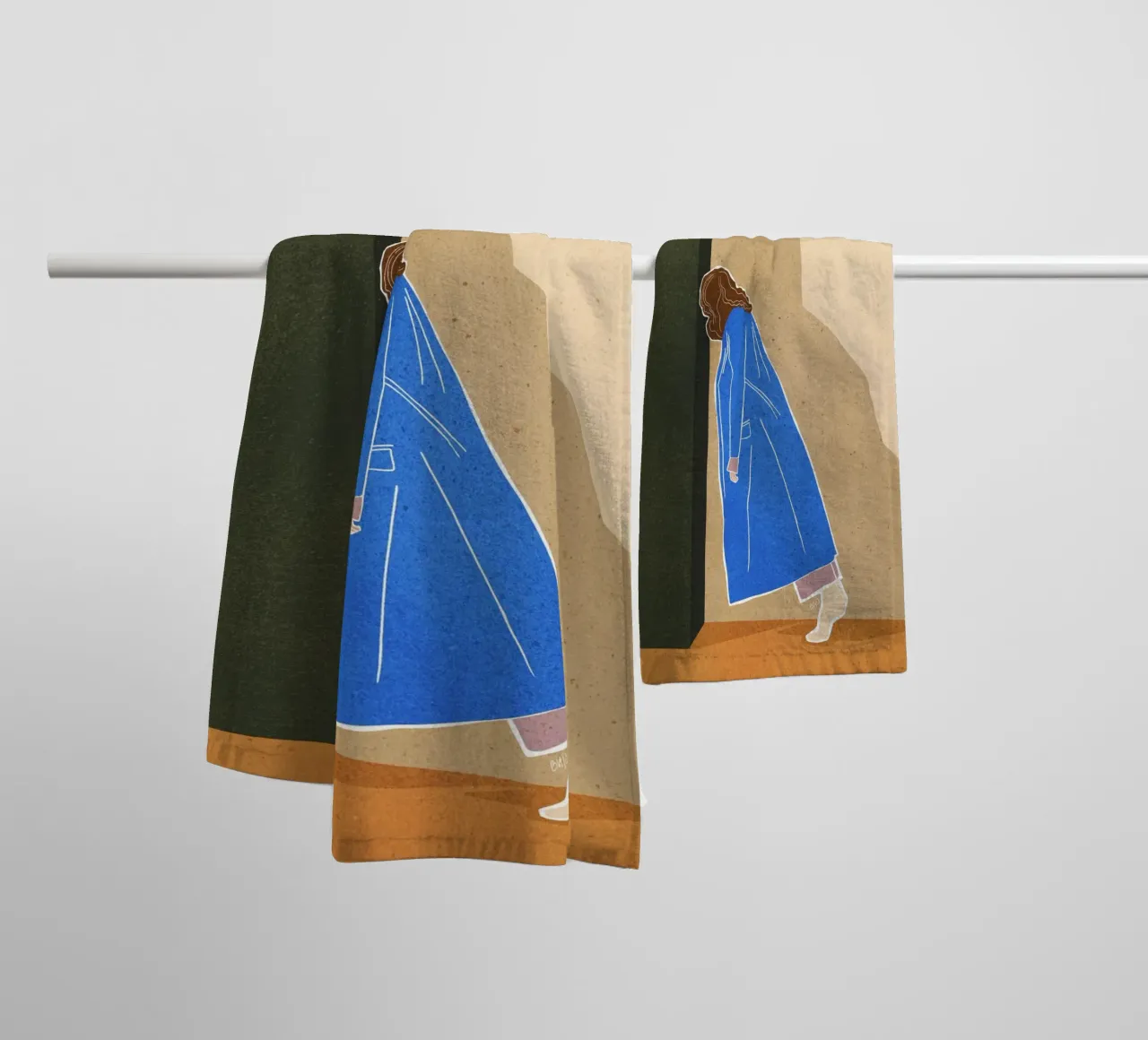 Lazy Woman Modern Art Print Mujer con abrigo azul Bujaboom toalla de baño de bujaboom