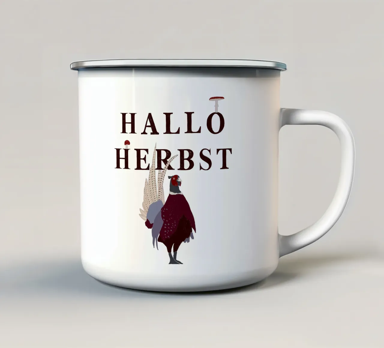 Hallo Herbst Fliegenpilz eund Fasan tazza in smalto da Sophie Augustin Illustration