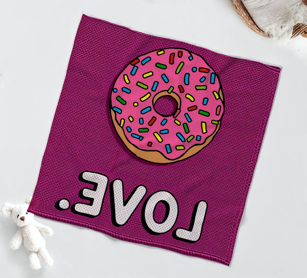 Ciambella con "buco d'amore" coperta in pile da DesignDoodle