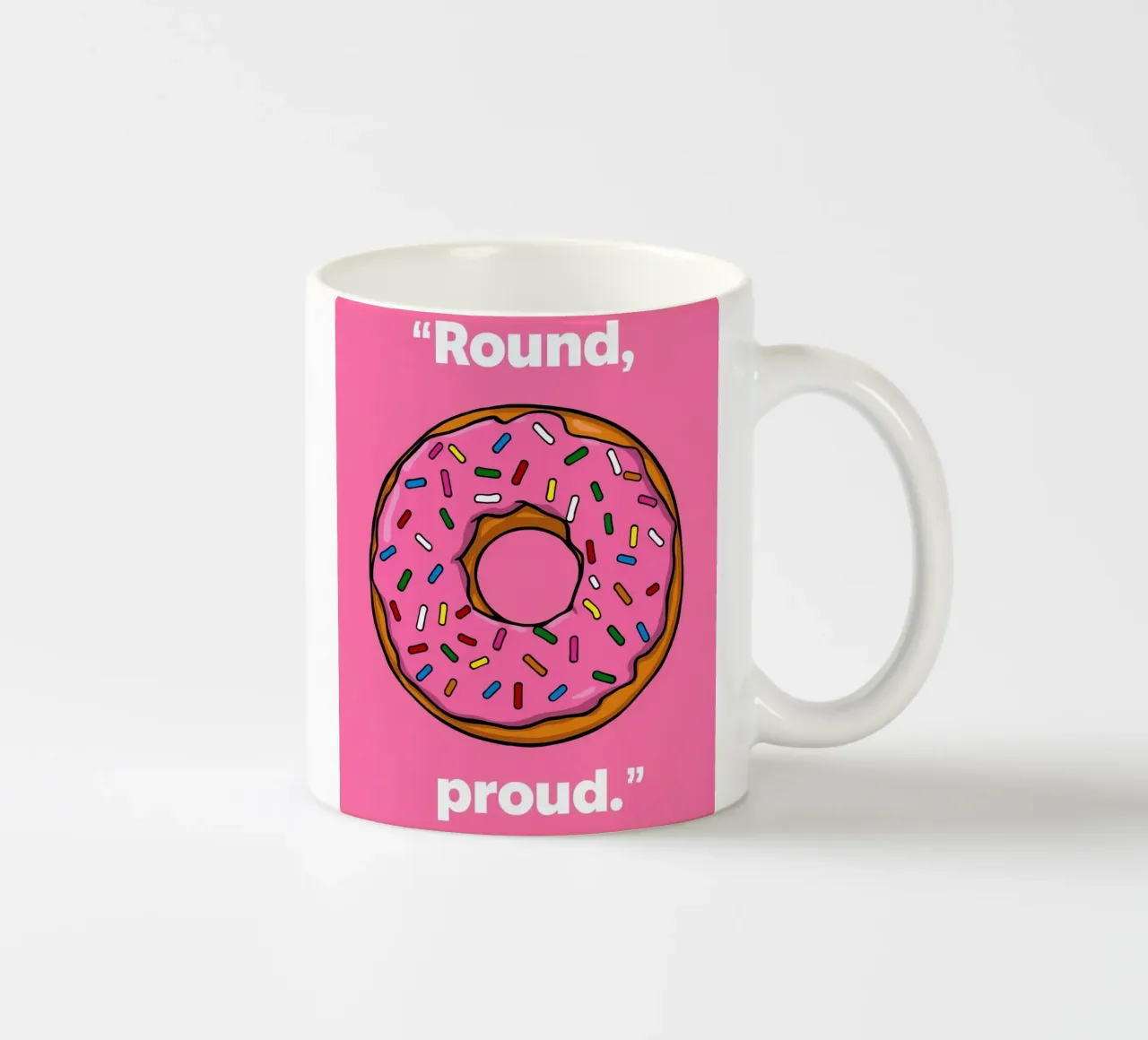 Ciambella con glassa rosa e zuccherini " Rotonda e orgogliosa " tazza in ceramica da DesignDoodle