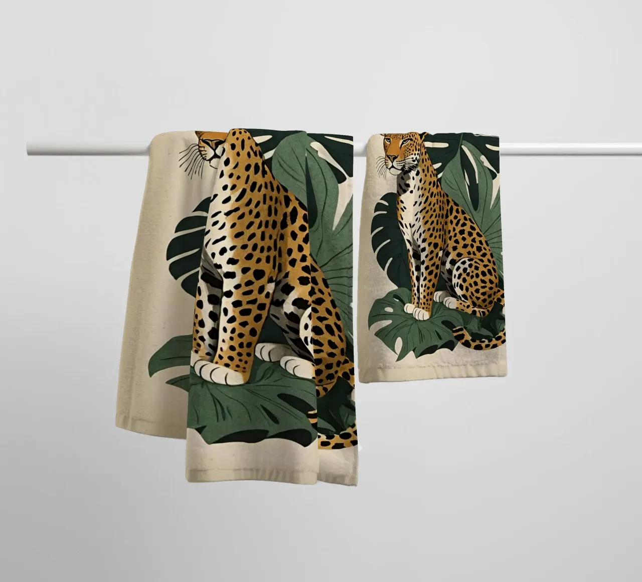 Design leopardato con foglie tropicali Bujaboom asciugamano da bagno da bujaboom