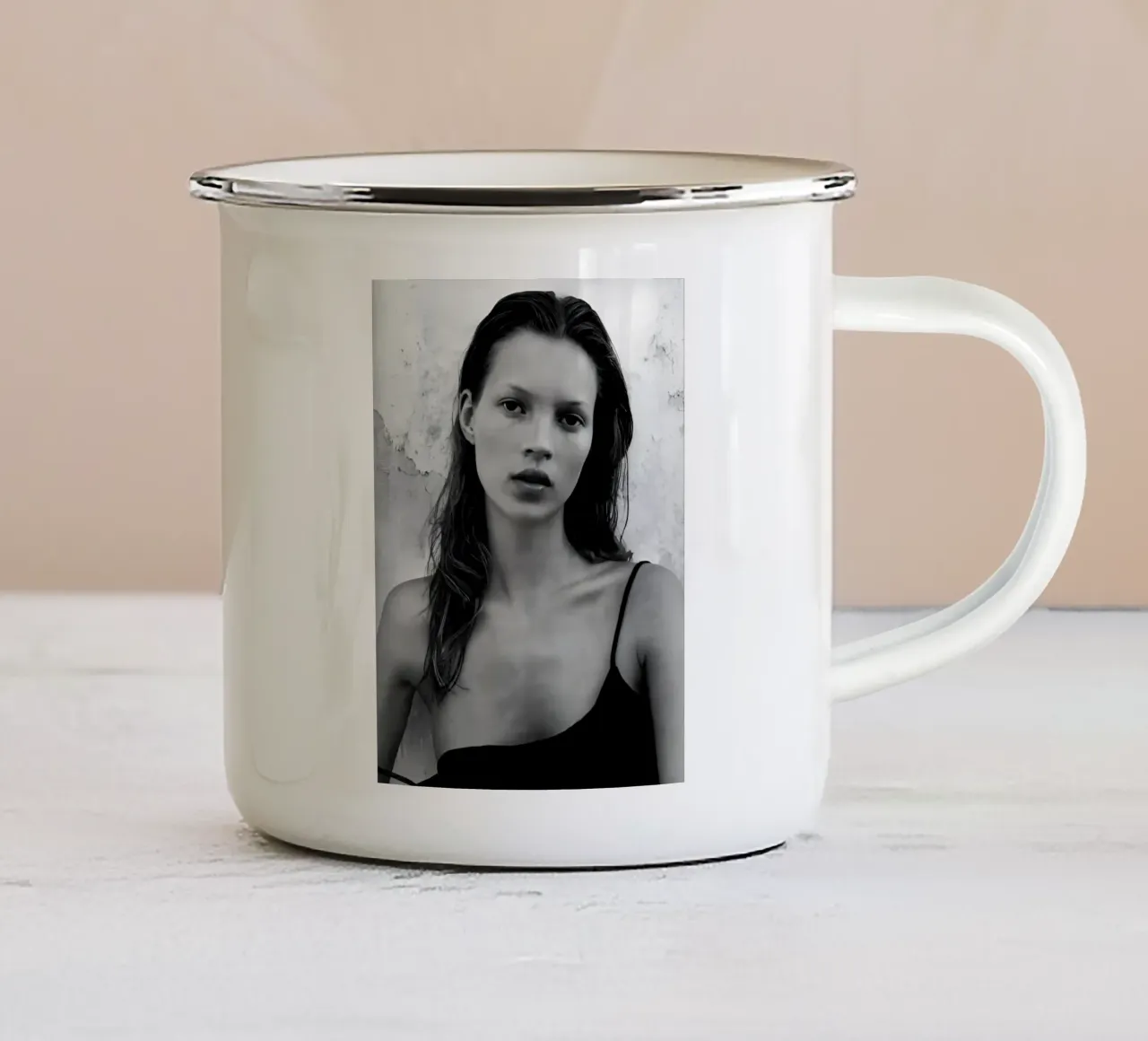 Semplicità nuda tazza in smalto da vintage singer