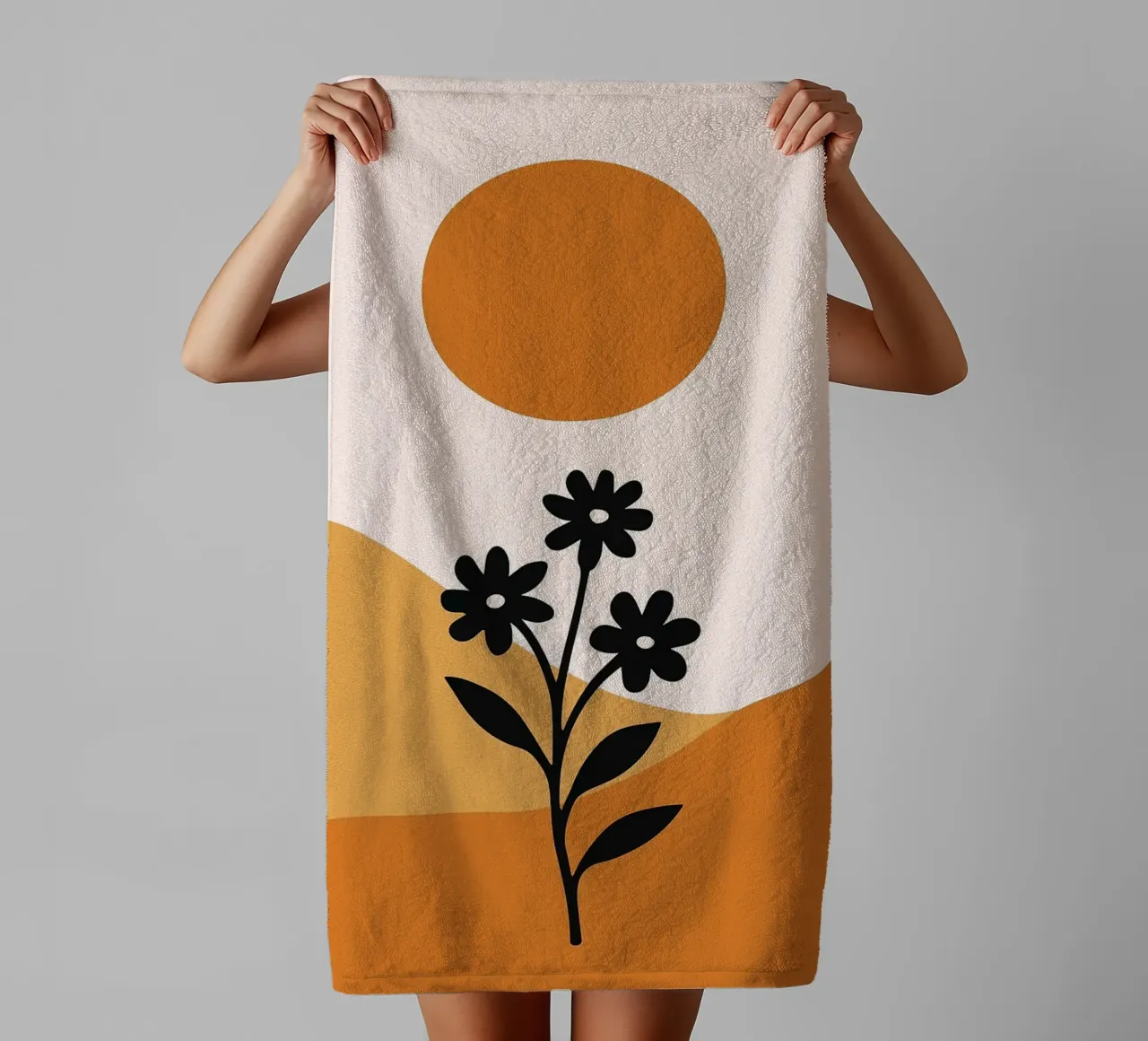 Paesaggio floreale minimalista con sole asciugamano da bagno da PosterByFly