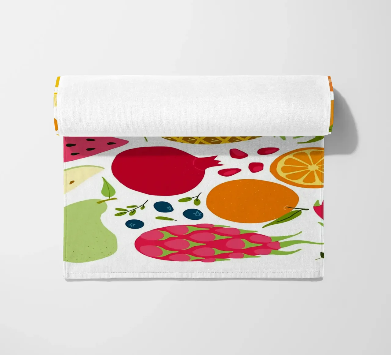 Assortimento colorato di frutta fresca telo mare da BasicShopByBell
