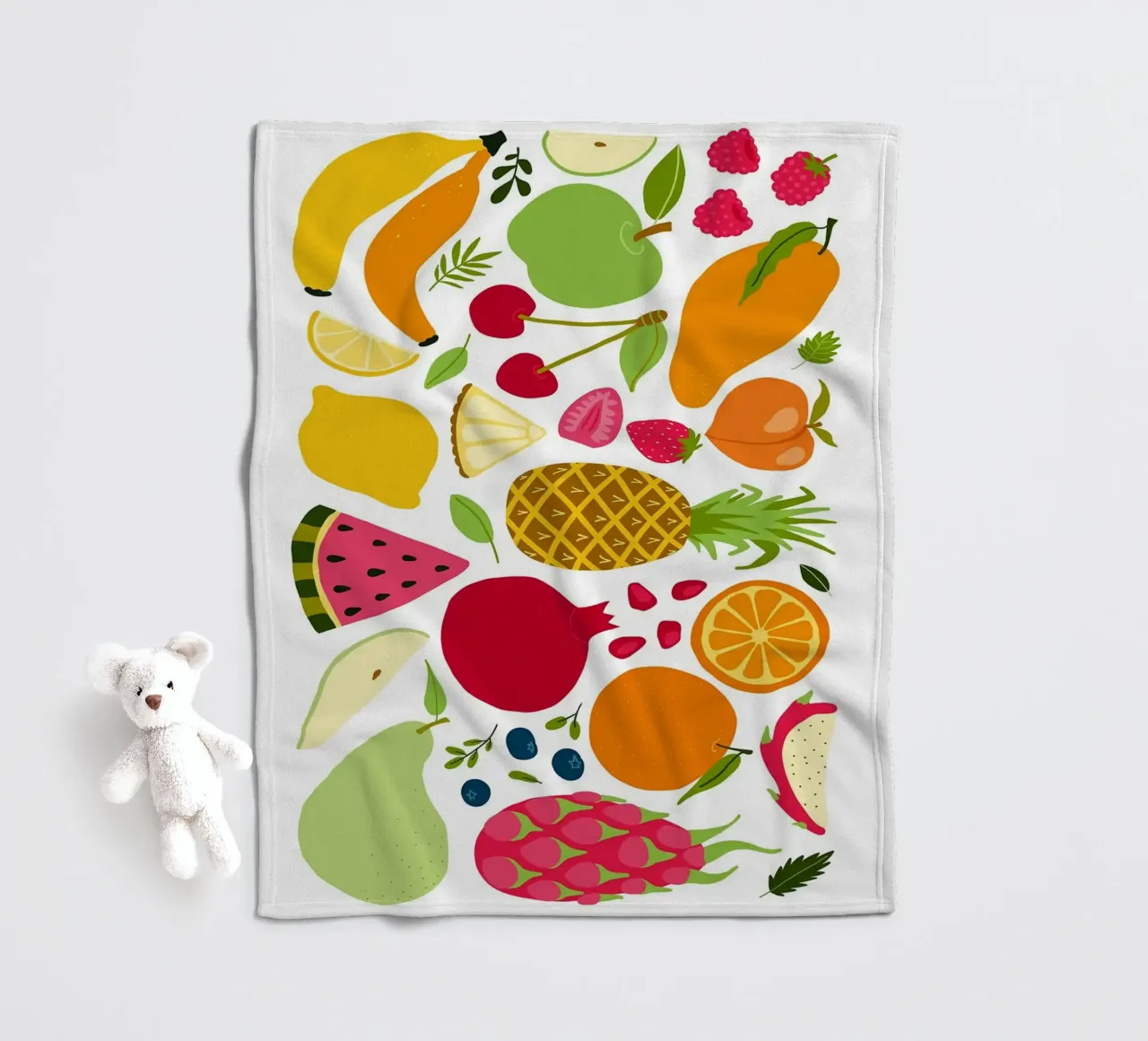 Assortimento colorato di frutta fresca coperta in pile da BasicShopByBell