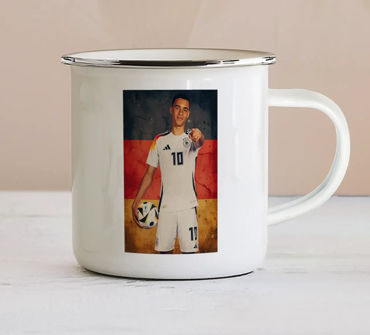 Jamal Musiala è la Germania tazza in smalto da Kalis