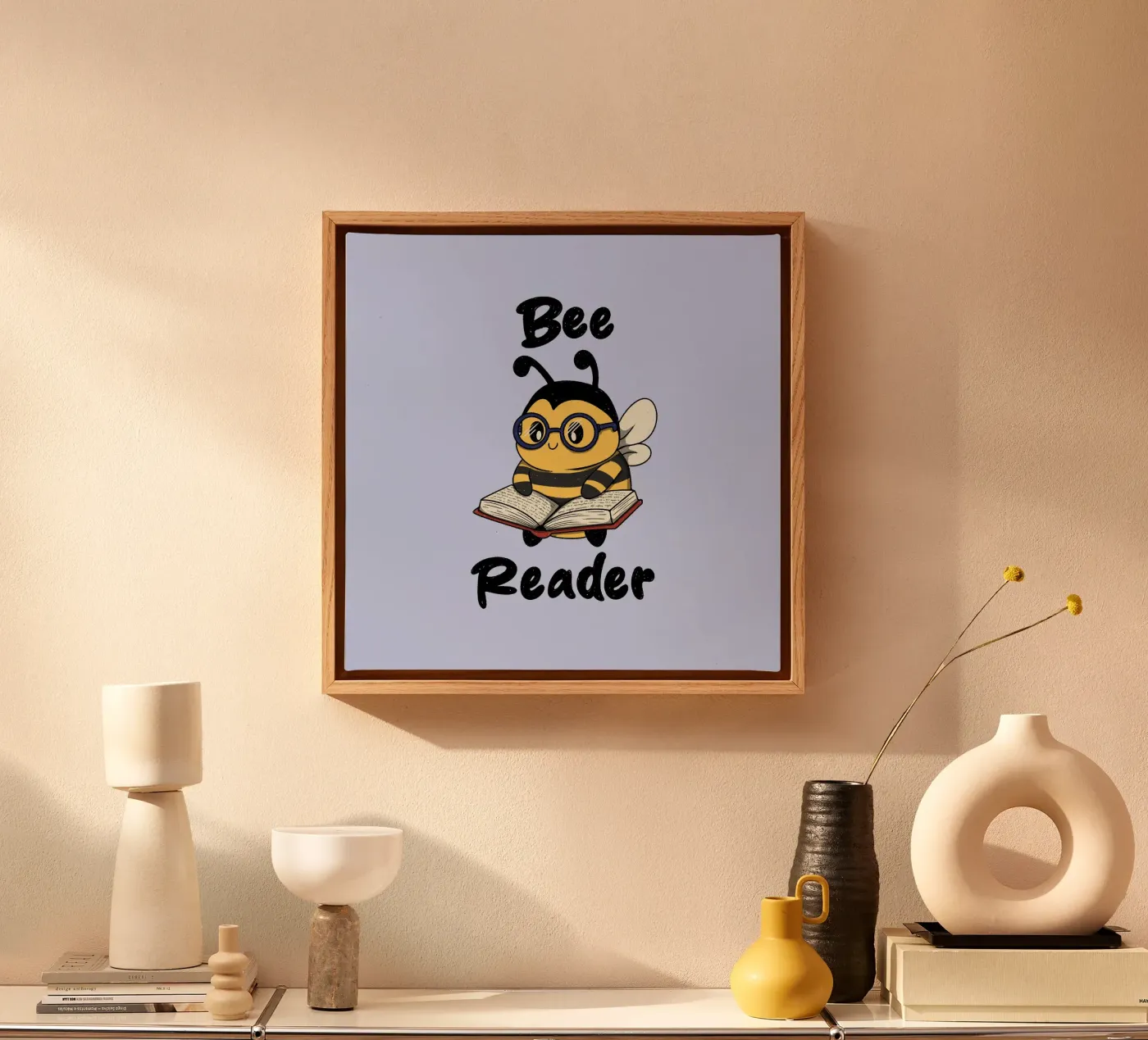 Bee Reader Leinwand von Loobs