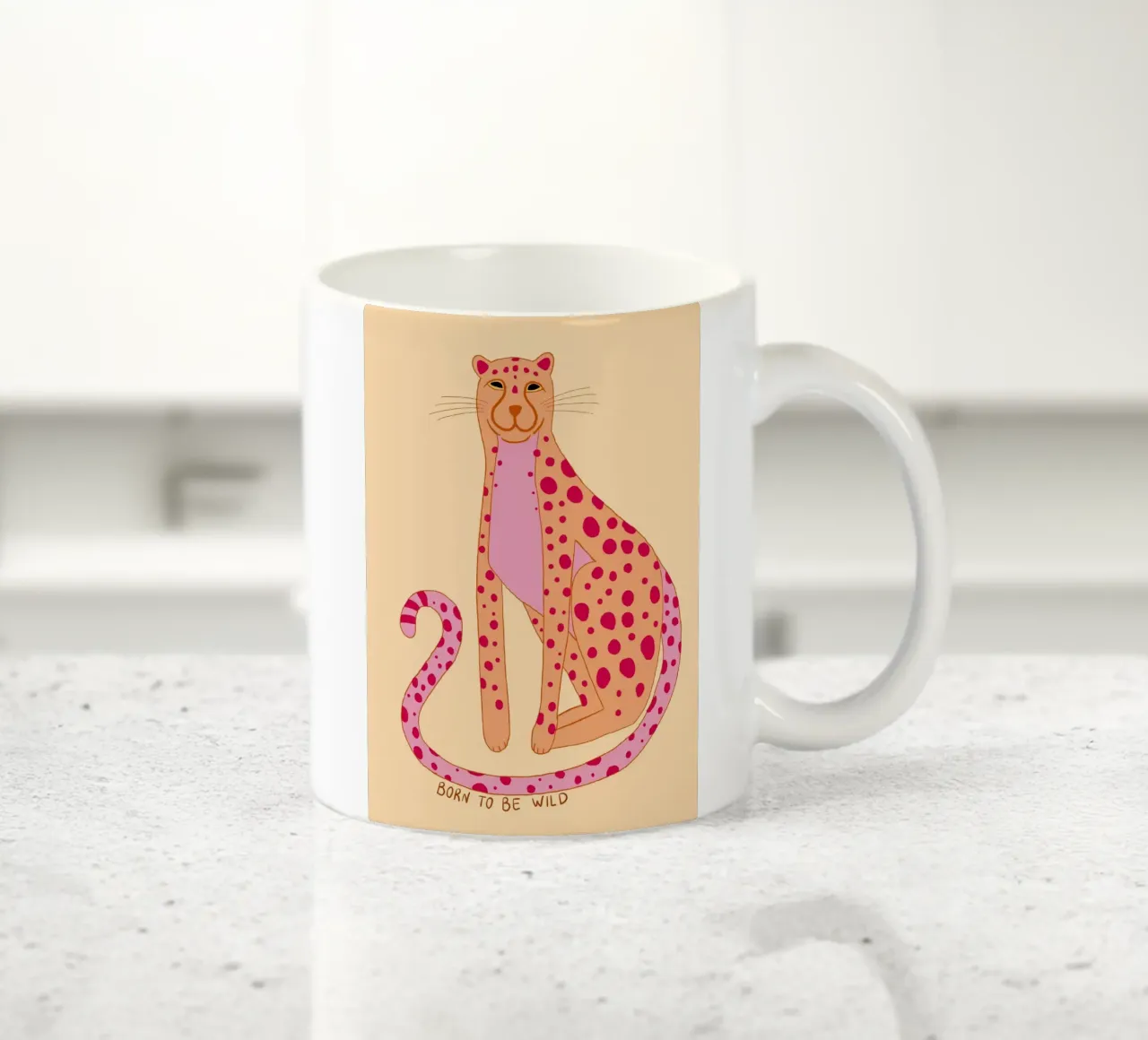 Ghepardo a cartoni animati con "Born to be Wild". tazza in ceramica da Tory