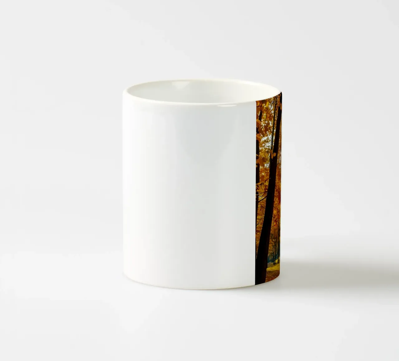 Arco d'autunno tazza in ceramica da Pixel Boy
