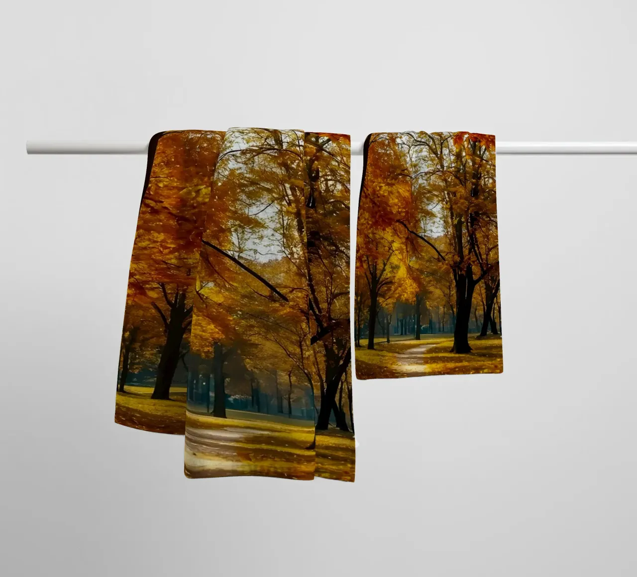 Arco d'autunno asciugamano da bagno da Pixel Boy