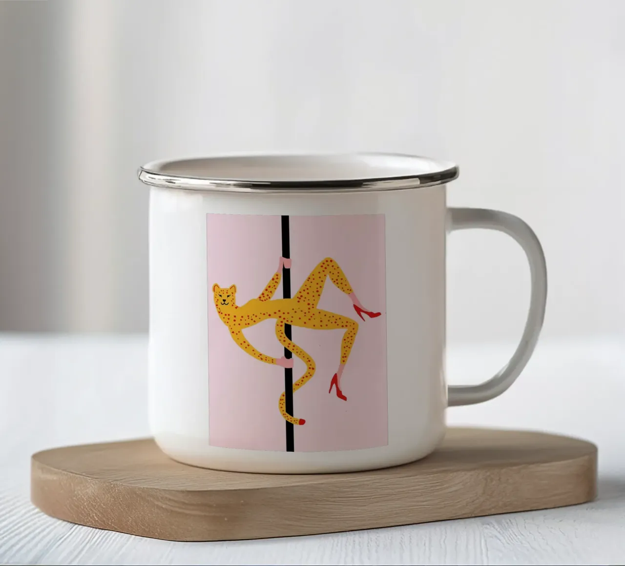 Illustrazione di ghepardo ballerino di pole dance tazza in smalto da Tory